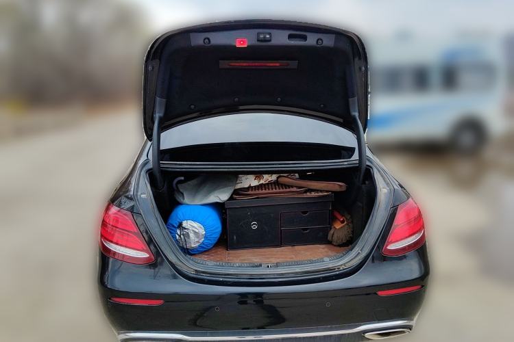 Used Mercedes-Benz E-Class 2016 E 200 L
