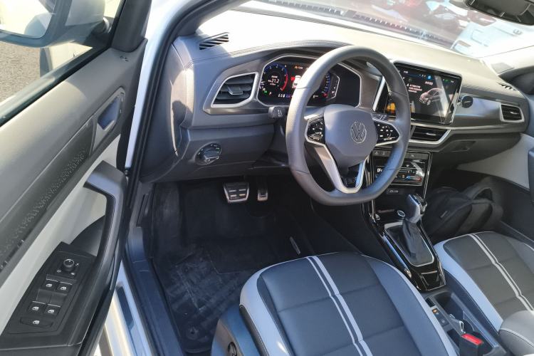 Used Volkswagen T-ROC 2024 300TSI DSG Two-Wheel-Drive Chen Guang Edition