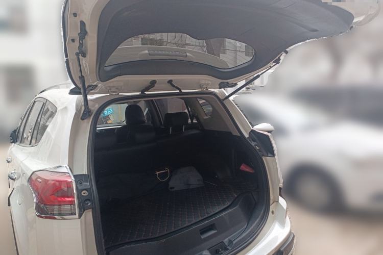 Used Toyota RAV4 2016 2.0L CVT Two-Wheel Drive Fashion Edition China V Standard