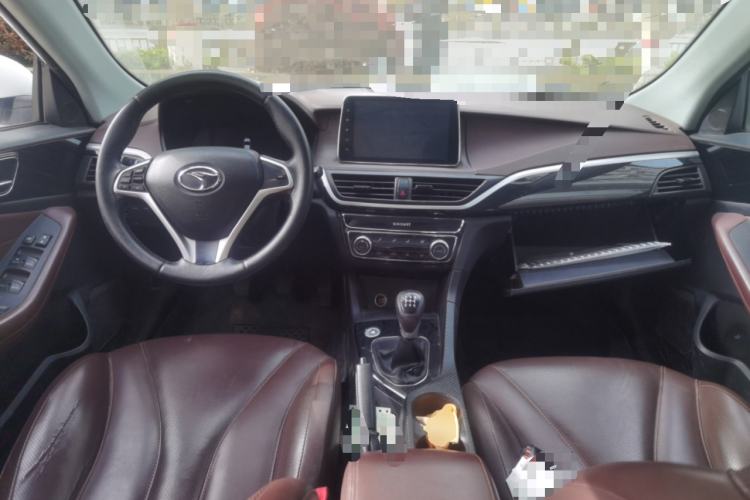 Used Soueast A5 Wing Dance 2019 1.5L Manual Flagship Version China V Standard Center Console