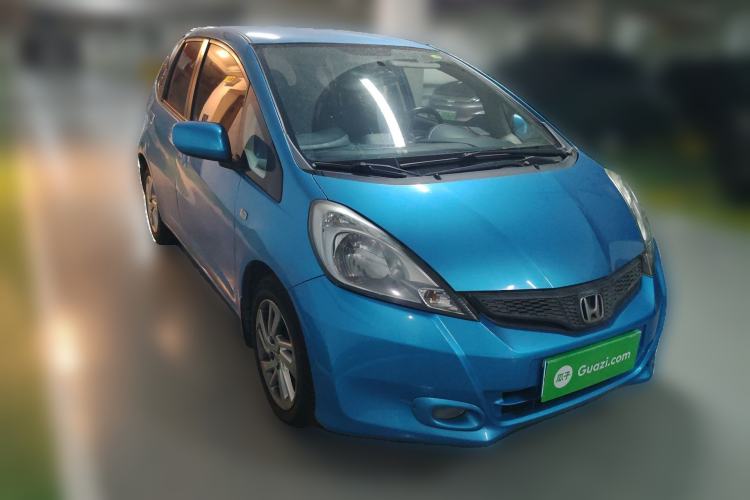 Used Honda Fit 2011 1.3L manual Comfort version
