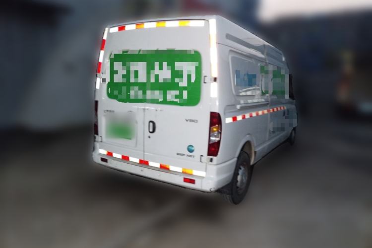 Used SAIC MAXUS Xintu V80 2021 2.0T AMT Classic City Distribution King Long Wheelbase Mid-Roof 3-Seater