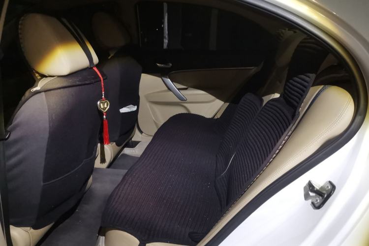 Used Geely Auto Emgrand 2017 Sedan Million Edition 1.5L Manual Luxury Model