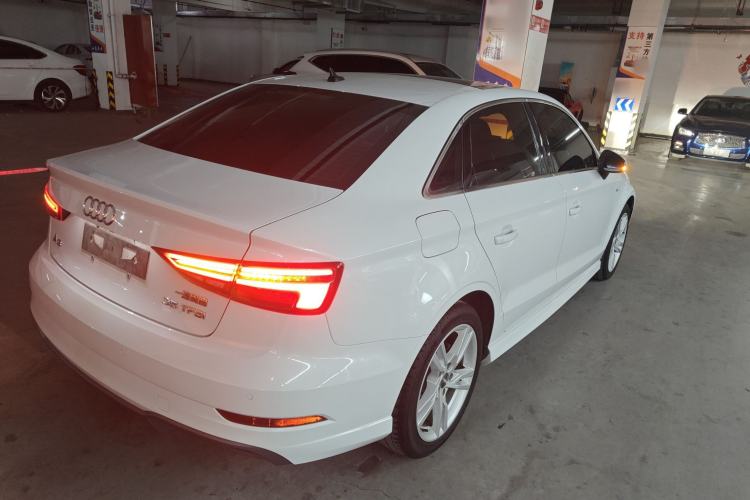 Used Audi A3 2019 Limousine 35 TFSI Fashion Edition China VI Emission Standard