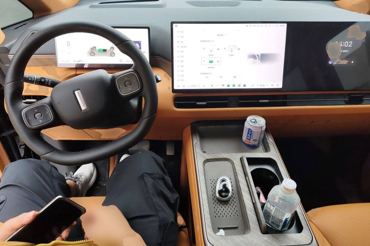 Used Wey Gaoshan 2025 Four-Wheel Drive Alpine 8