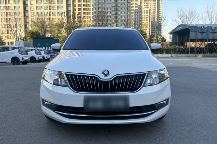 Used Skoda Rapid 2018 1.6L Automatic Comfort Edition
