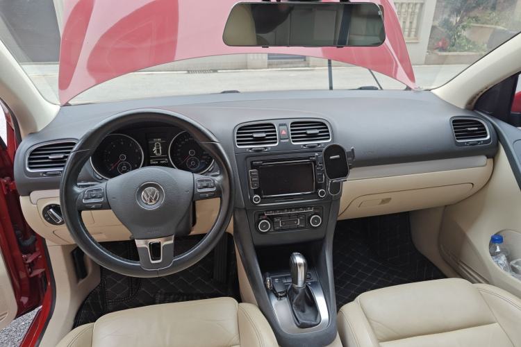 Used Volkswagen Golf 2012 1.4TSI Automatic Luxury Edition
