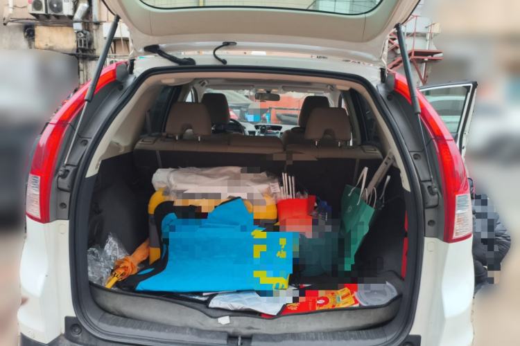 Used Honda CR-V 2012 2.4L four-wheel drive luxury version Trunk