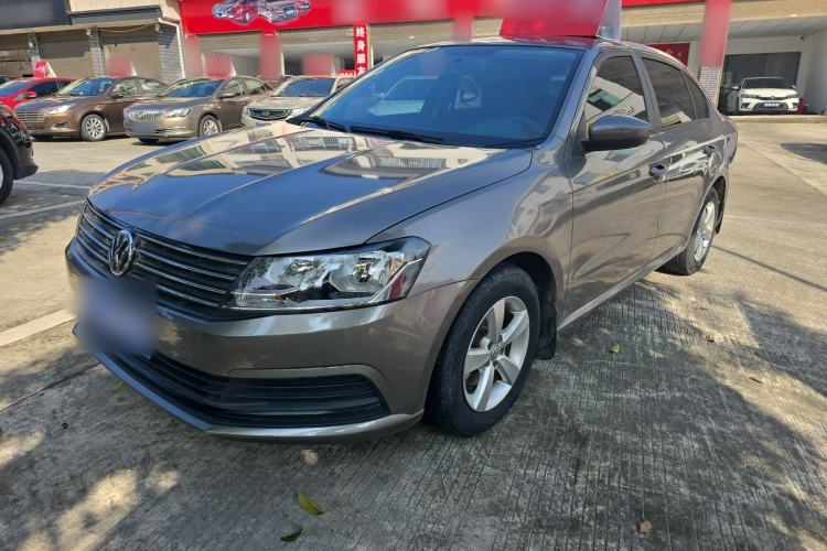 Used Volkswagen Lavida 2015 1.6L Automatic Fashion Edition