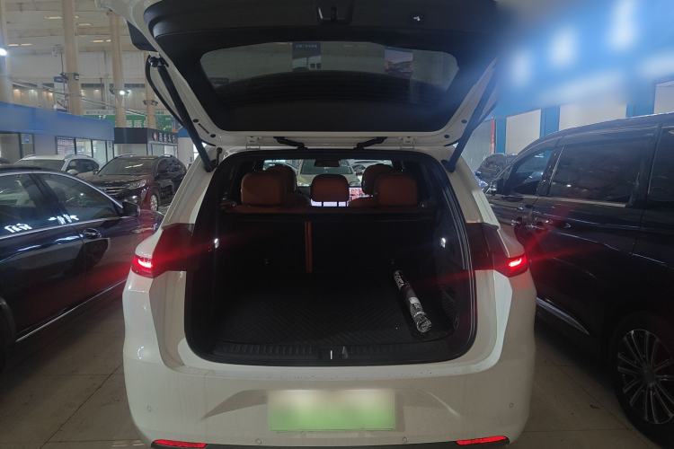 Used Li Auto L6 2025 Max Smart Refresh Edition
