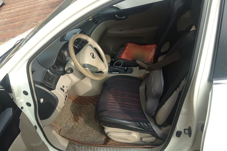 Used Nissan Tiida 2011 1.6L CVT Smart Version