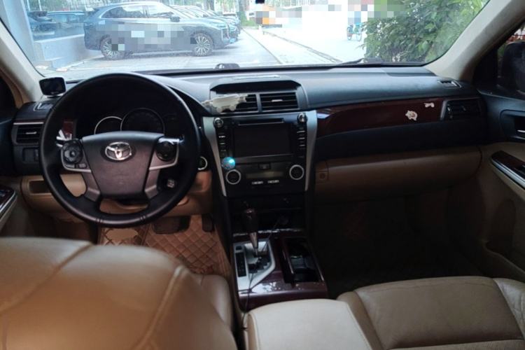 Used Toyota Camry 2012 2.5G Luxury Navigation Edition
