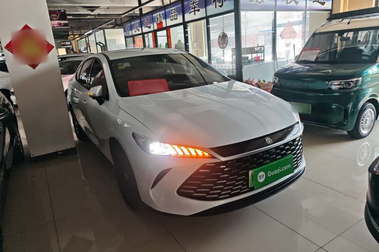 Used BYD Qin PLUS 2025 DM-i Smart Drive 55KM Leading Model