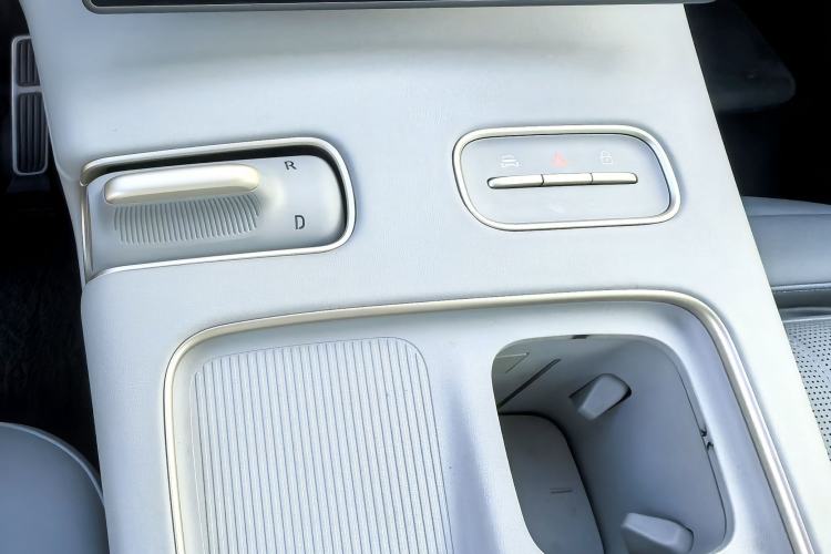 Used Nio ES8 2024 75 kWh
