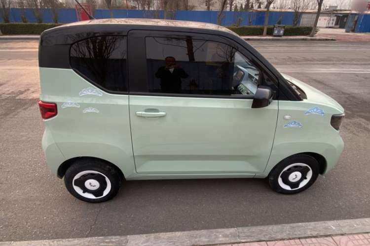 Used Wuling Hongguang MINIEV 2021 Macaron Premium Model – Lithium Iron Phosphate