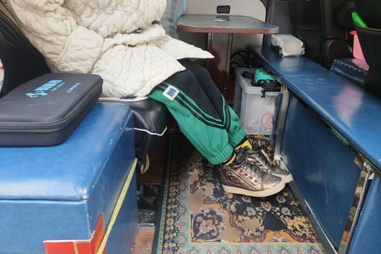 Used SAIC MAXUS Xintu V80 2021 2.0T AMT Classic Aoyuntong Short Wheelbase Ultra-Low Roof 5/6-Seater