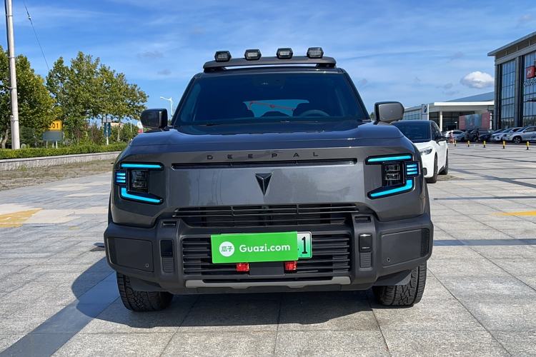 Used Deepal G318 2024 Four-Wheel-Drive Air Suspension Model