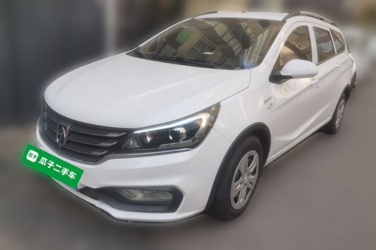 Used Baojun 310W 2017 1.5L Manual Comfort Version China VI Emission Standard