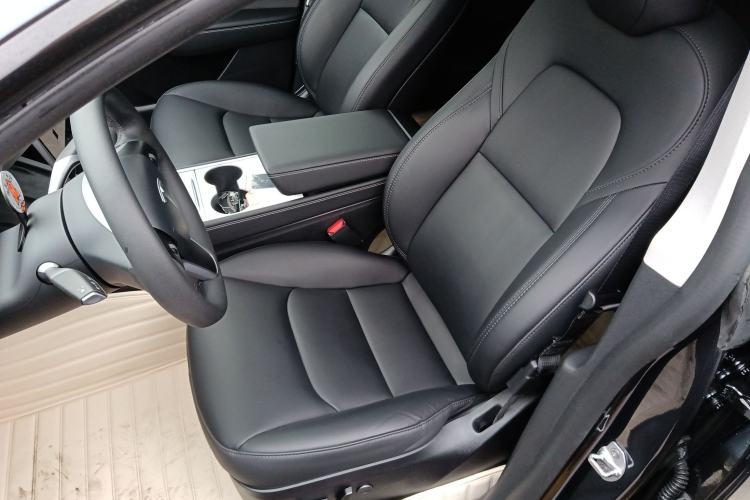 Used Tesla Model Y 2024 Rear-Wheel-Drive Version