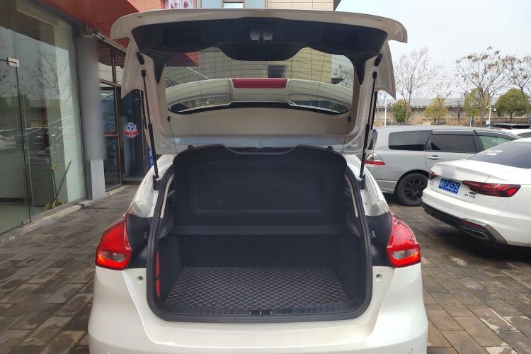 Used Ford Focus 2015 Hatchback EcoBoost 180 Automatic Sport Model