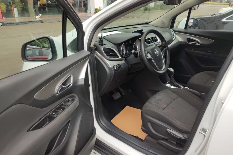 Used Buick Encore 2015 1.4T Automatic Two-Wheel Drive Urban Elite Version