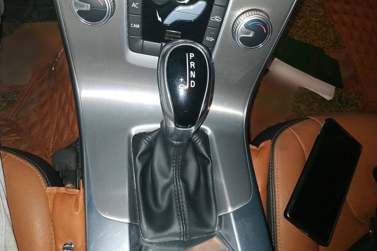 Used Volvo S60 2018 S60L T4 Smart & Ambitious Edition