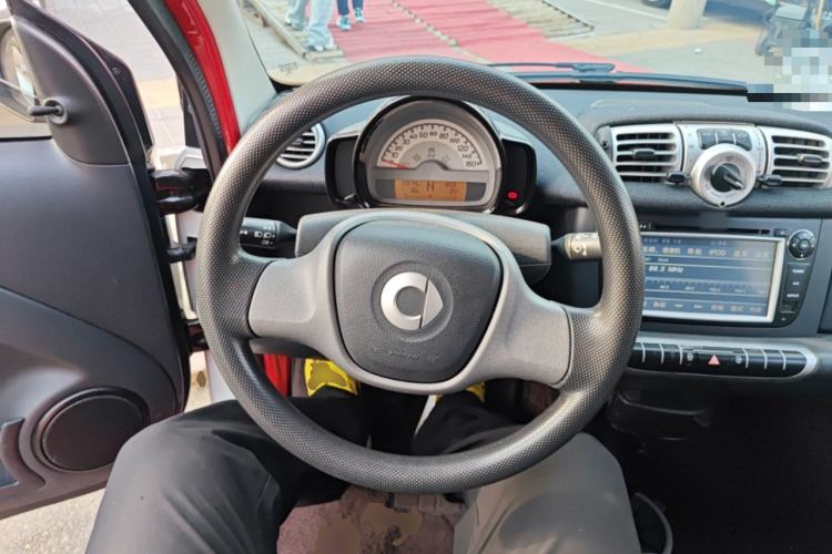 Used smart fortwo 2015 1.0 MHD Comfort Travel Edition
