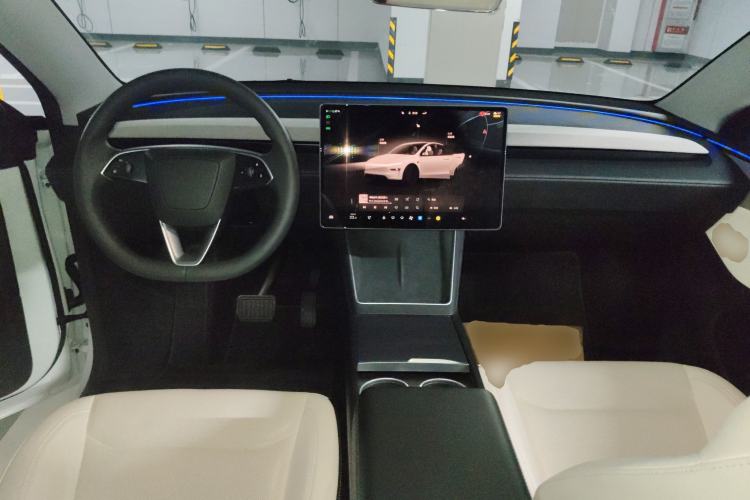 Used Tesla Model Y 2025 Rear-Wheel-Drive Version