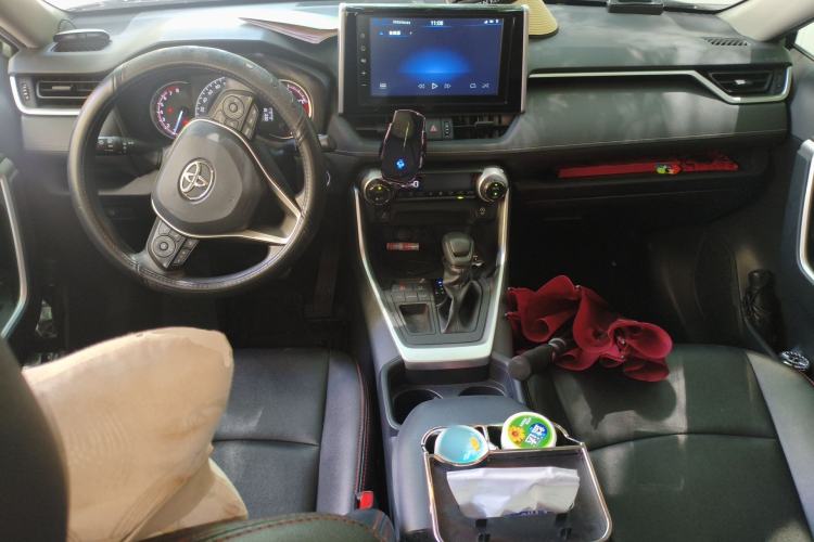 Used Toyota RAV4 2020 2.0L CVT Two-Wheel Drive Fashion Edition
