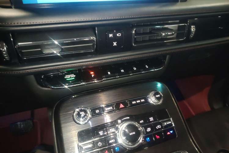 Used Lincoln Nautilus 2021 2.0T Four-Wheel Drive Luxury Edition