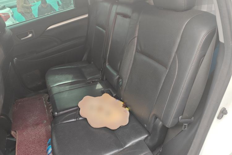 Used Toyota Highlander 2017 2.0T Four-Wheel Drive Luxury Edition 7 Seats Left Rear Seat