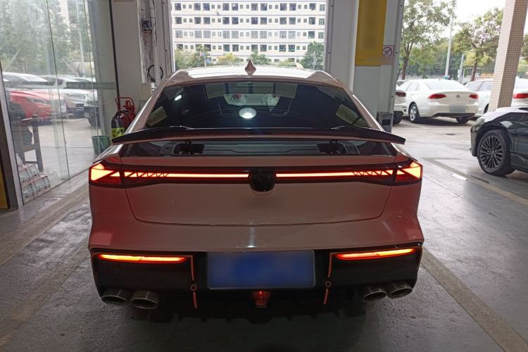 Used CHANGAN UNI-V 2023 1.5T Sport Edition
