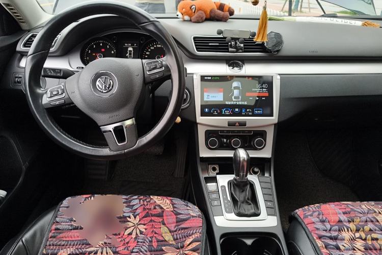 Used Volkswagen Magotan 2016 1.8TSI Smart Comfort Model Center Console