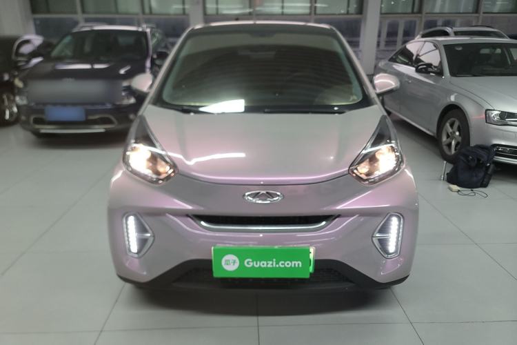 Used Chery Little Ant 2022 Sweet Pink Edition Half-Sugar Version Lithium Iron Phosphate 29.2 kWh 30 kW 301 km
