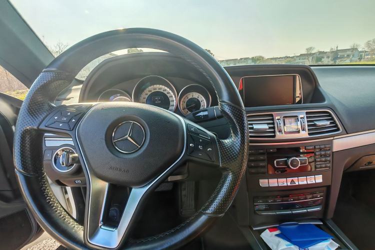 Used Mercedes-Benz E-Class 2014 E 260 Coupe Steering Wheel