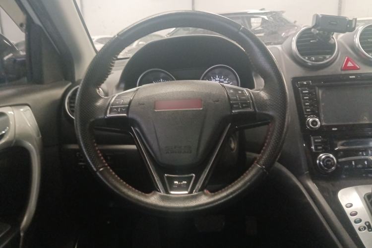 Used Haval H6 2013 Upgraded Model 2.4L Automatic Two-Wheel Drive Elite Version