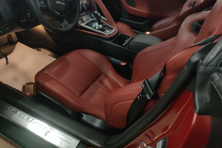 Used Jaguar F-TYPE 2016 3.0 SC Hardtop Version
