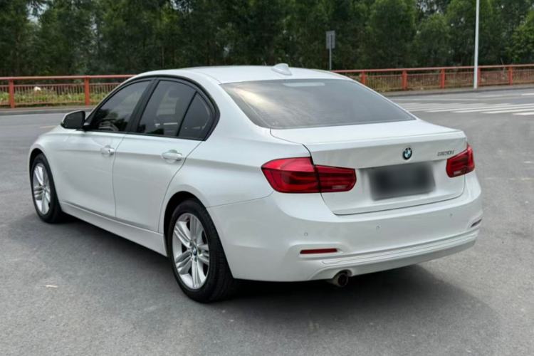 Used BMW 3 Series 2016 320i Fashion Model
