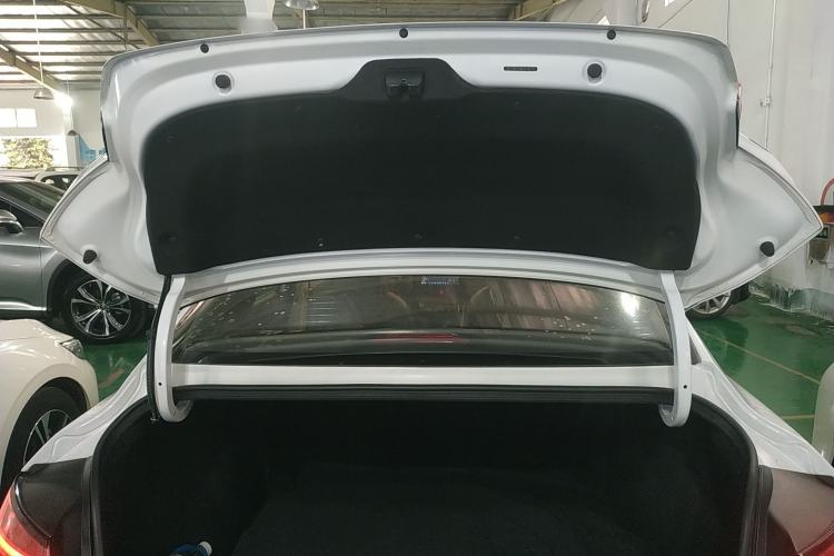 Used Hyundai Elantra 2021 240TGDi DCT LUX Prestige Edition
