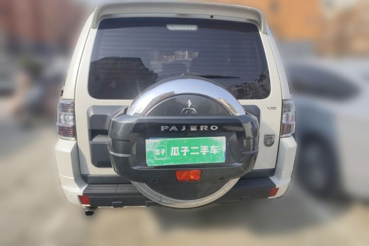 Used Mitsubishi Pajero 2019 3.0L Automatic Standard Edition
