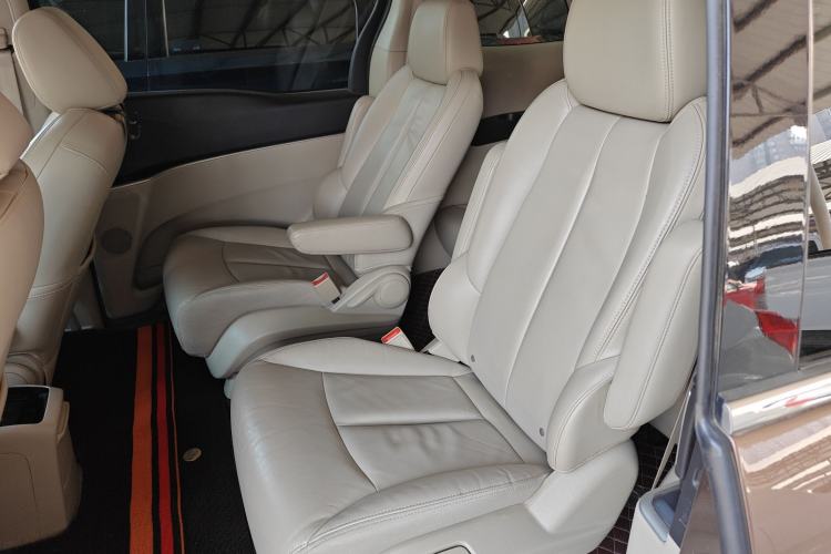 Used Buick GL8 2018 28T Luxury Model China VI Standard
