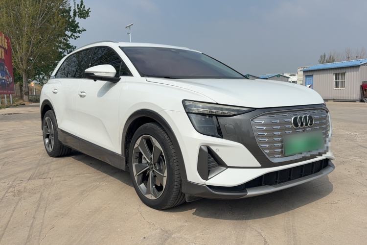 Used Audi Q5 e-tron 2023 40 e-tron Starry Edition Luxury Package Rear Right 45 Deg