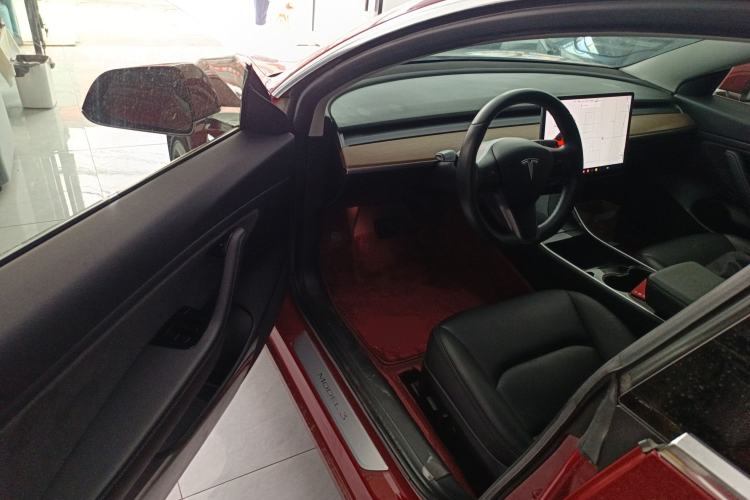 Used Tesla Model 3 2019 Long-Range Rear-Wheel-Drive Version