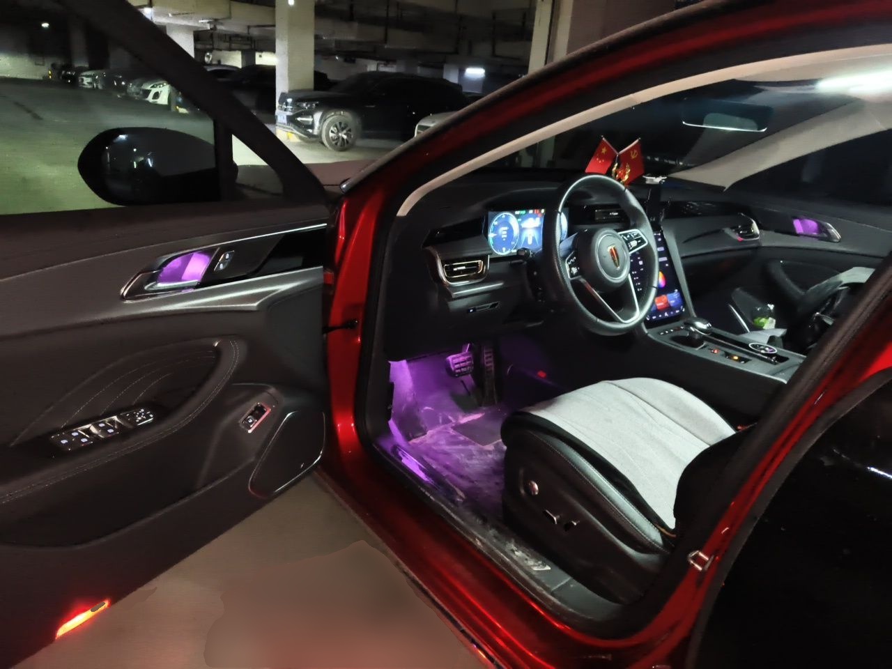 Hongqi H5 2023 1.5T HEV Smart Connect Flagship Edition - Chinese Trim Chang — снимка 16