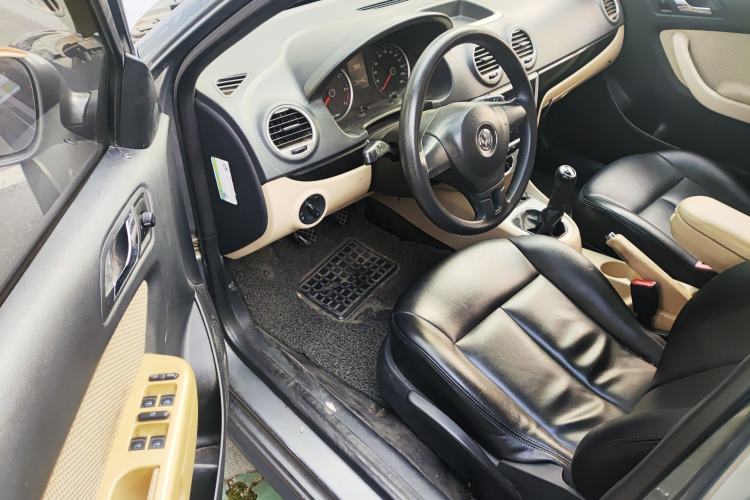 Used Volkswagen Lavida 2011 1.6L Manual Joy Version