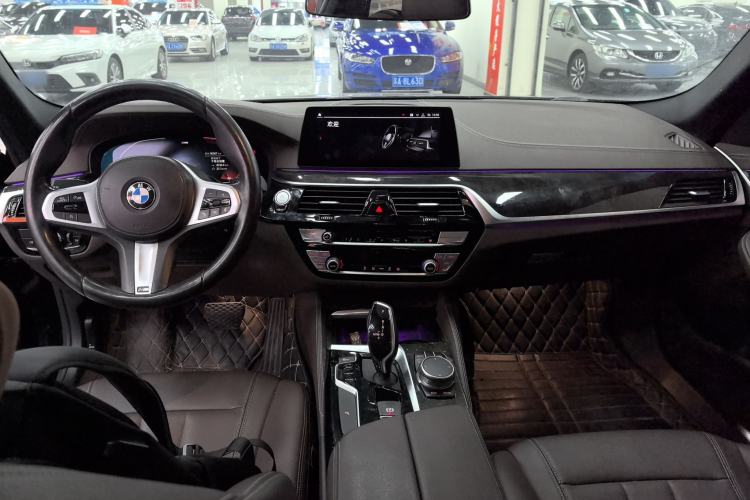 Used BMW 5 Series 2020 525Li M Sport Package