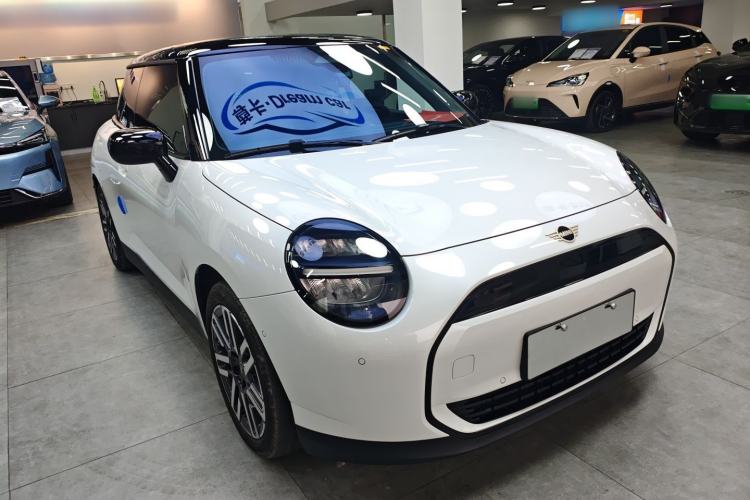 Used MINI Electric MINI COOPER 2024 456km COOPER E Classic Edition
