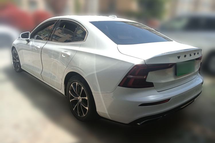 Used Volvo S60 2022 B4 Zhiyi Luxury Edition
