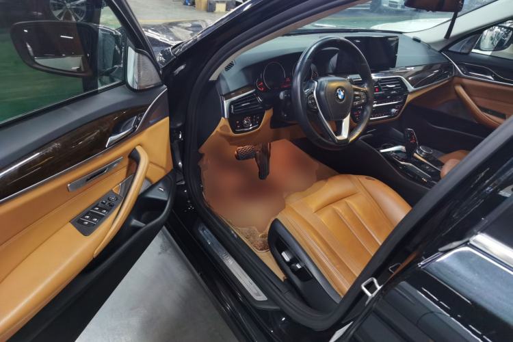 Used BMW 5 Series 2018 528Li Launch Special Edition
