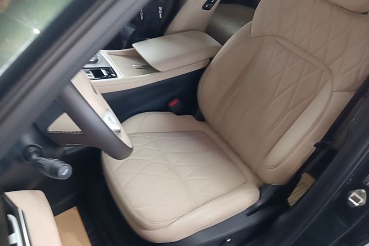 Used Geely Auto Monjaro L 2025 Dongfang Yao 2.0TD Automatic All-Wheel-Drive Wangyue Edition

